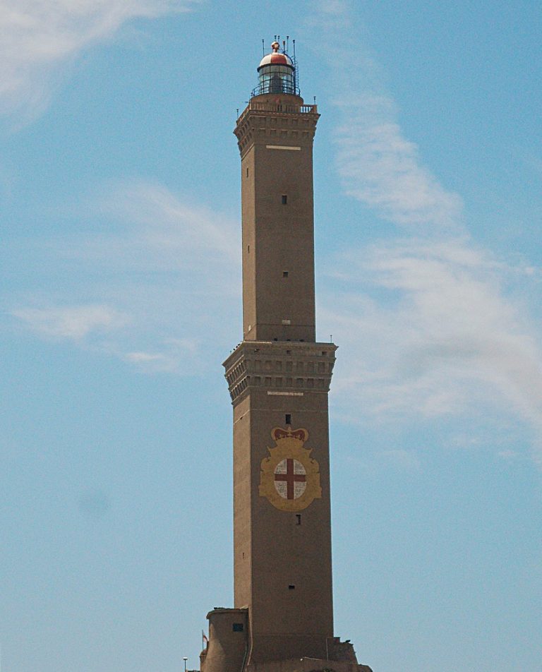 lighthouse of Genoa e1636021466497 Snazzy Trips